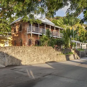 The Old Gin House Aparthotel