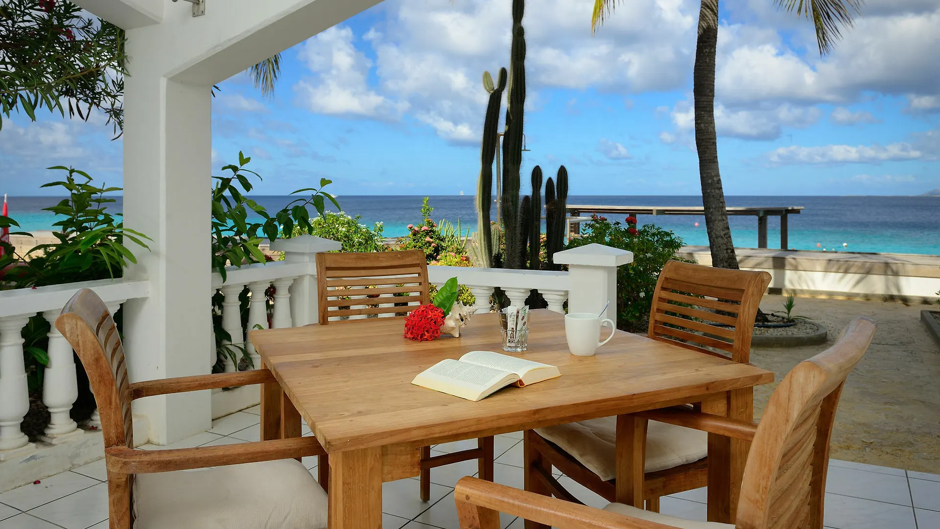 Belmar Oceanfront Apartments Bonaire 4*,