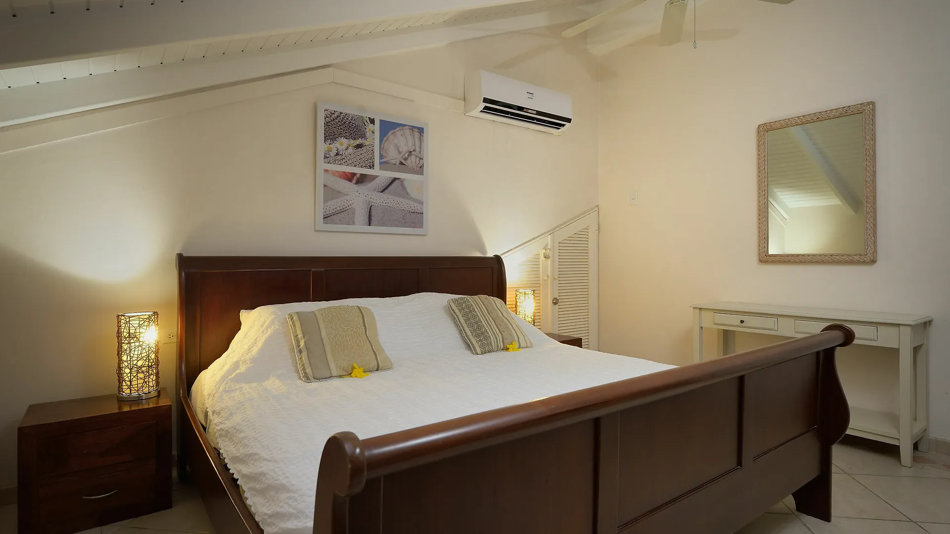 Belmar Oceanfront Apartments Bonaire Бонайре, Синт-Эстатиус и Саба